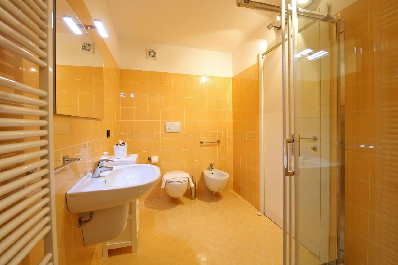 Bellagio Dreams Apt, Pool, With Private Garden, Near Lake Zewnętrze zdjęcie